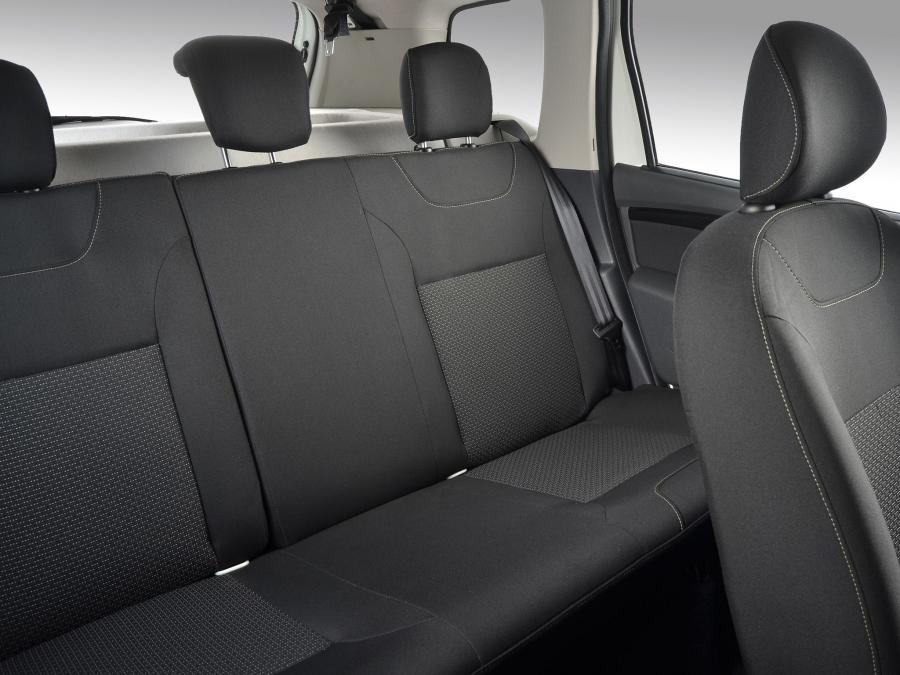  Renault Duster 2013 года  (ZA) (фото 3 из 11)